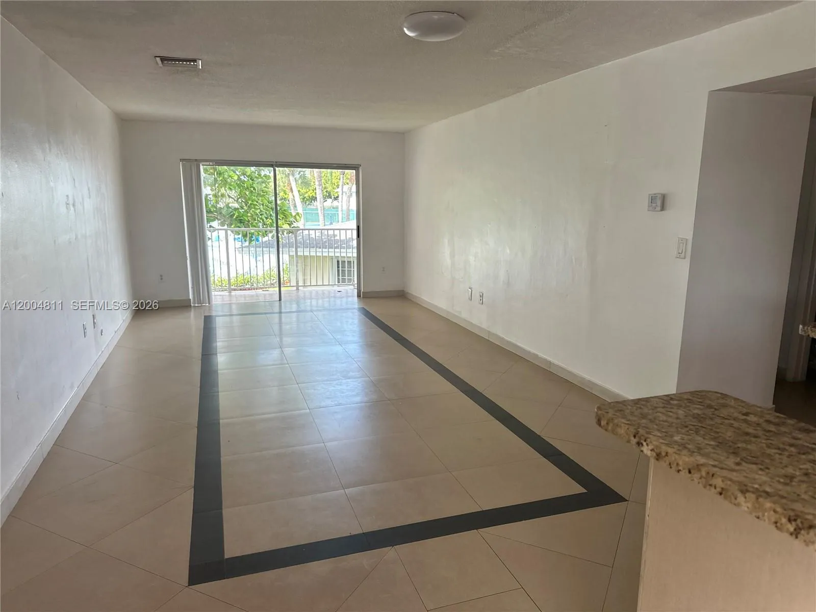 Alquilada 7424 SW 82nd Street D216, Miami, FL 33143, Miami, FL 33143