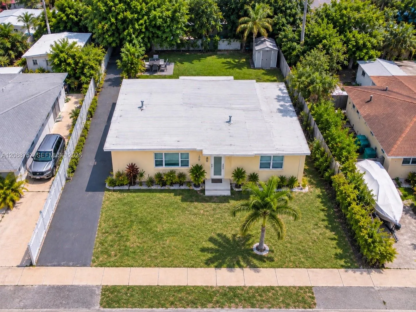 En Venta 745 NW 126th Street, North Miami, FL 33168, North Miami, FL 33168
