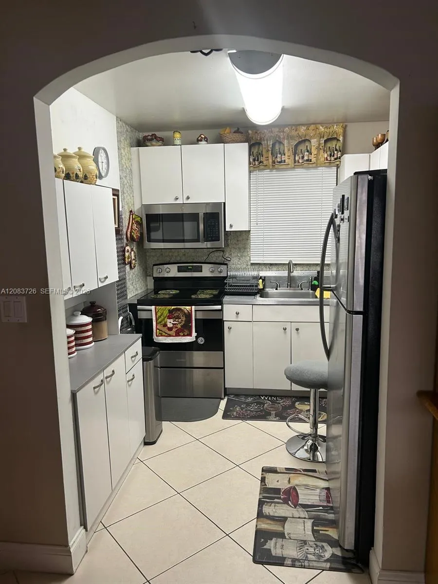En Renta 7450 Miami Lakes Drive C104, Miami Lakes, FL 33014, Miami Lakes, FL 33014