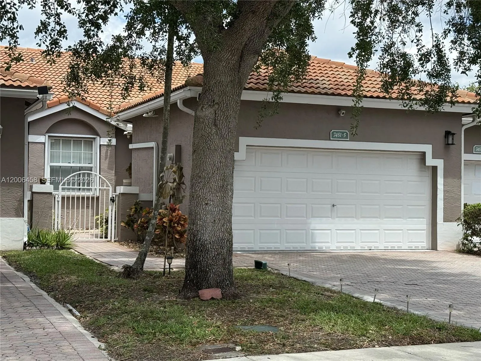 Vendido 7451 S Aragon Boulevard 5, Sunrise, FL 33313, Sunrise, FL 33313