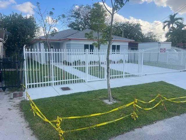 Vendido 746 NW 112th Street, Miami, FL 33168, Miami, FL 33168