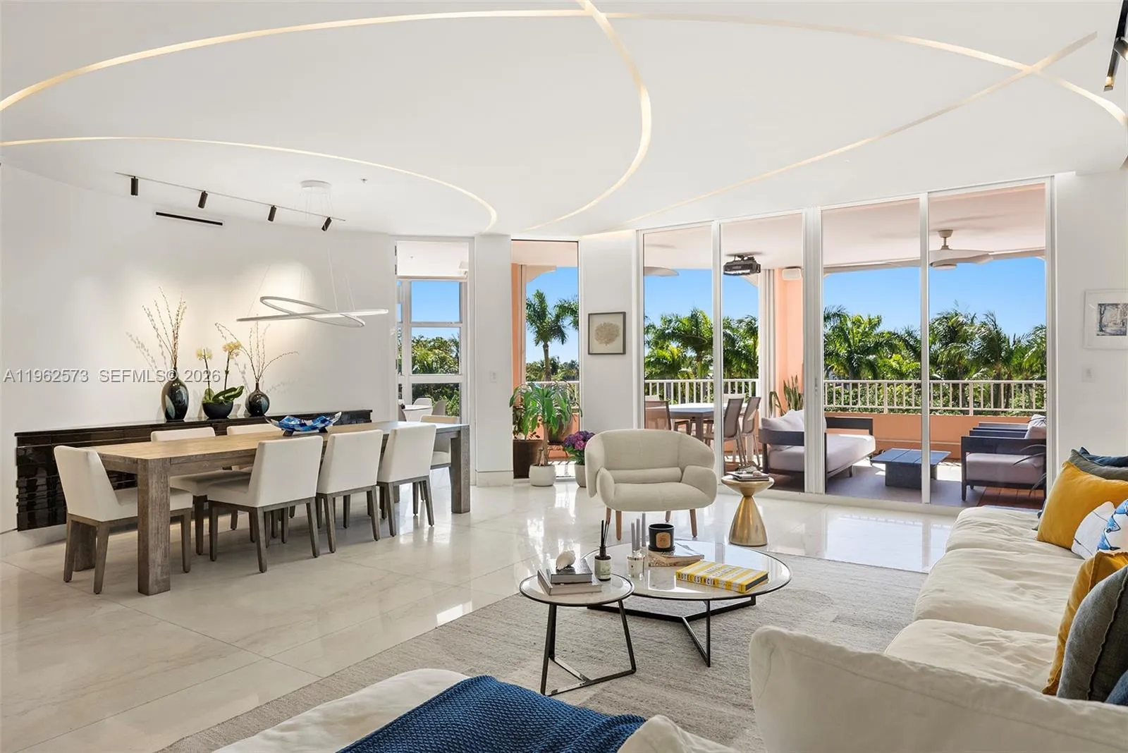 Vendido 747 Crandon Blvd 409 409, Key Biscayne, FL 33149, Key Biscayne, FL 33149