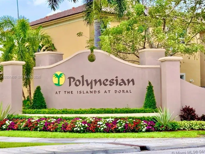 Foto de propiedad en 7472 NW 112th Path, Doral, FL 33178 Doral con MLS# 