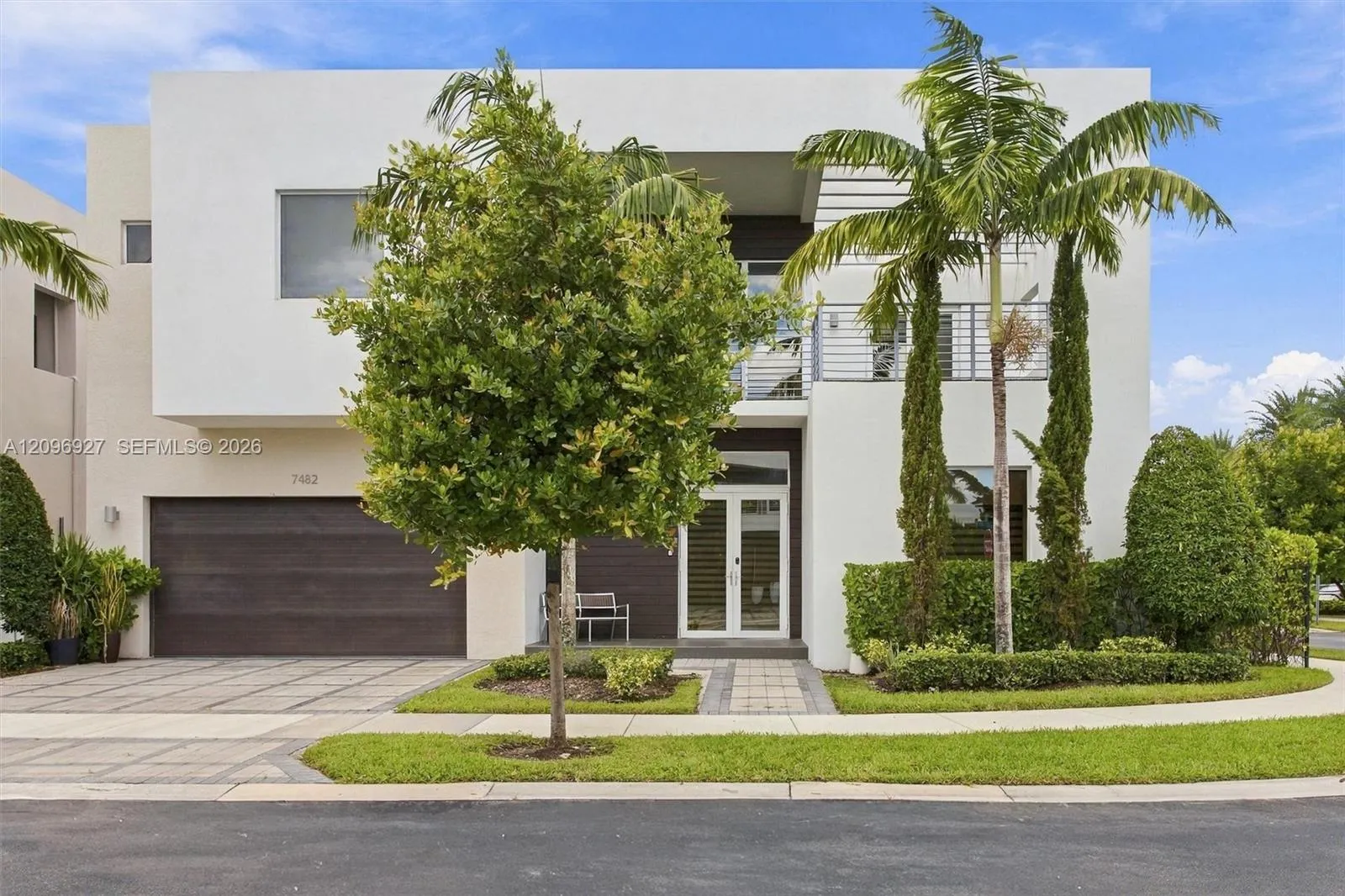 En Venta 7482 NW 99th Court, Doral, FL 33178, Doral, FL 33178