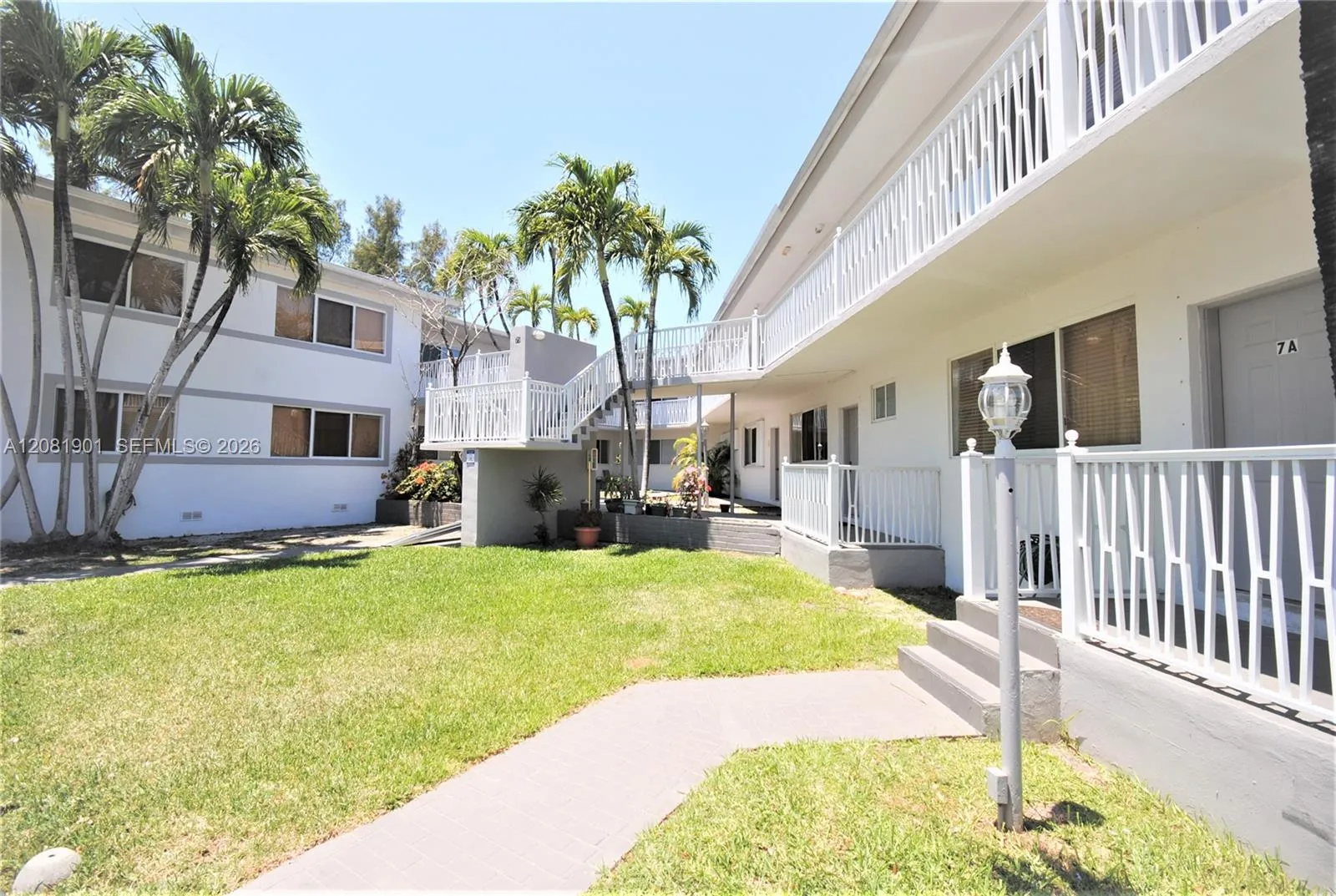 Foto de propiedad en 75 S Shore Drive 4B, Miami Beach, FL 33141 Miami Beach con MLS# 
