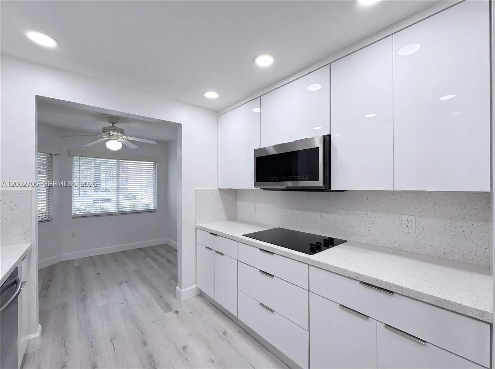 En Venta 750 SW 138th Avenue 103F, Pembroke Pines, FL 33027, Pembroke Pines, FL 33027