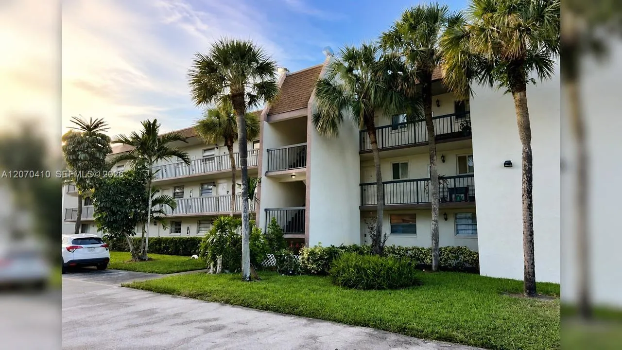 En Venta 7500 NW 17 Street 107, Plantation, FL 33313, Plantation, FL 33313