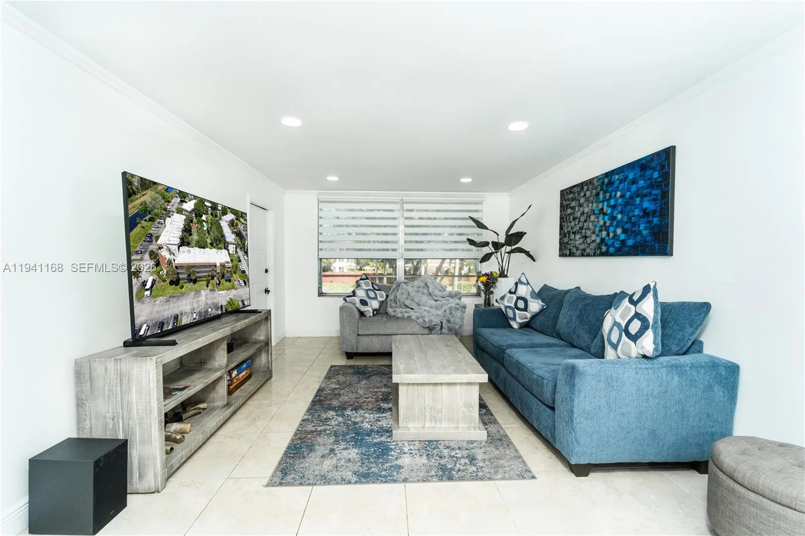 Foto de propiedad en 7500 NW 17th Street 207, Plantation, FL 33313 Plantation con MLS# 
