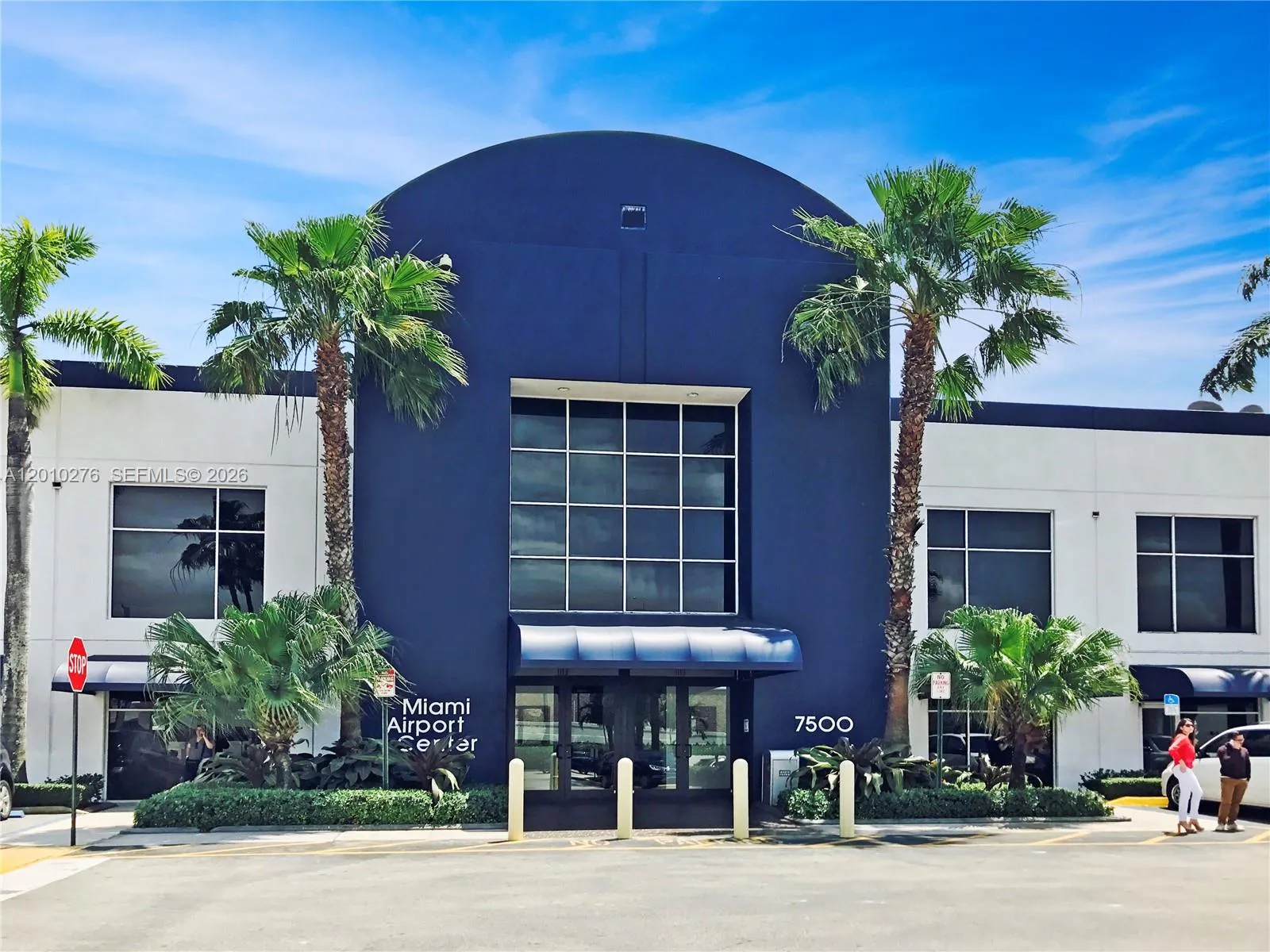 Foto de propiedad en 7500 NW 25th Street 245, Miami, FL 33122 Miami con MLS# 