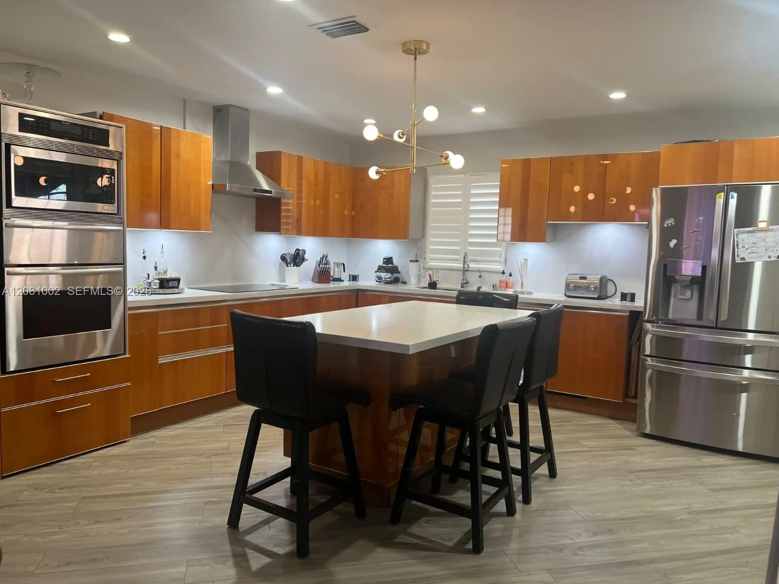 Foto de propiedad en 7501 SW 108th Avenue, Miami, FL 33173 Miami con MLS# 