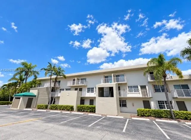 En Renta 7510 SW 152nd Avenue C201, Miami, FL 33193, Miami, FL 33193