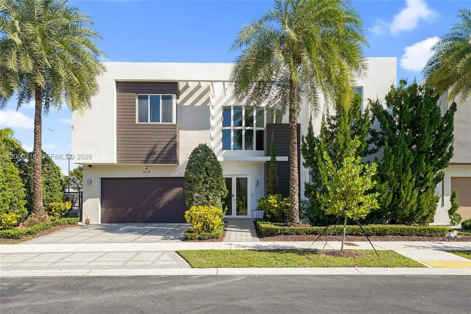 En Venta 7515 NW 99th Avenue, Doral, FL 33178, Doral, FL 33178