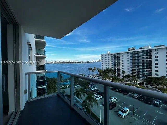 En Renta 7525 E Treasure Drive 711, North Bay Village, FL 33141, North Bay Village, FL 33141