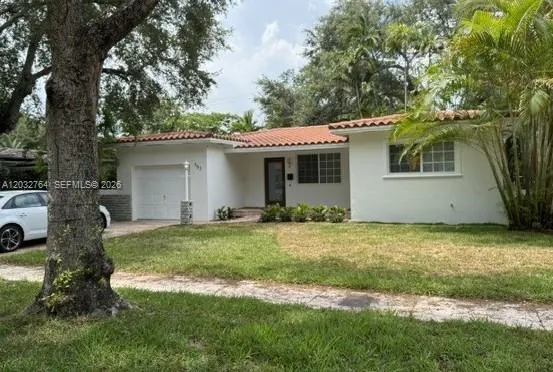 Foto de propiedad en 753 Navarre Avenue, Coral Gables, FL 33134 Coral Gables con MLS# 