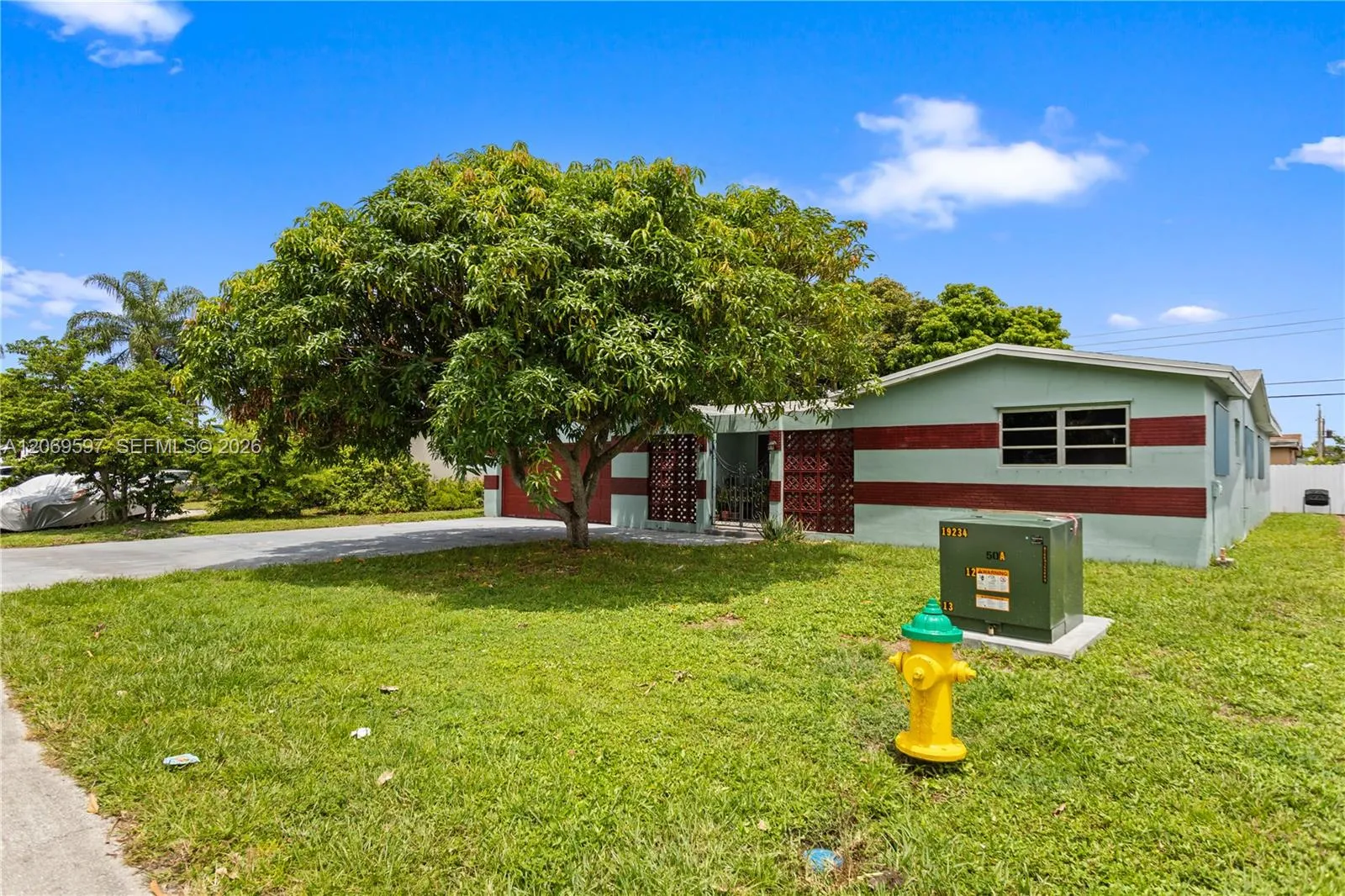 Foto de propiedad en 7531 Harbour Boulevard, Miramar, FL 33023 Miramar con MLS# 