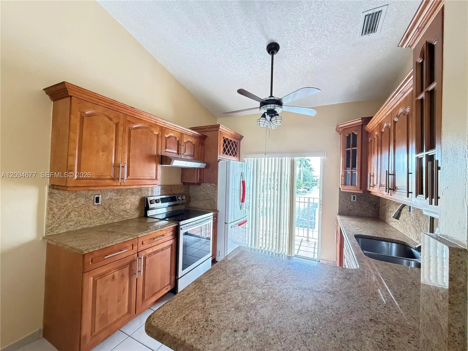 En Renta 7540 W 20th Avenue 201, Hialeah, FL 33016, Hialeah, FL 33016