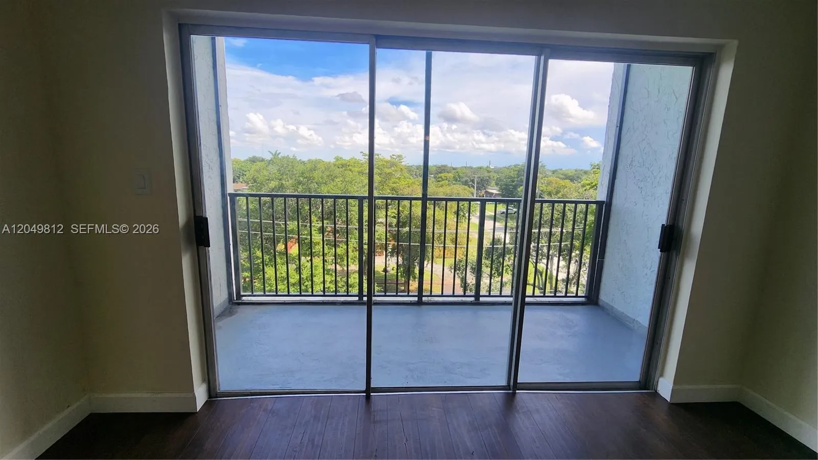 Foto de propiedad en 7541 NW 16th Street 1507, Plantation, FL 33313 Plantation con MLS# 