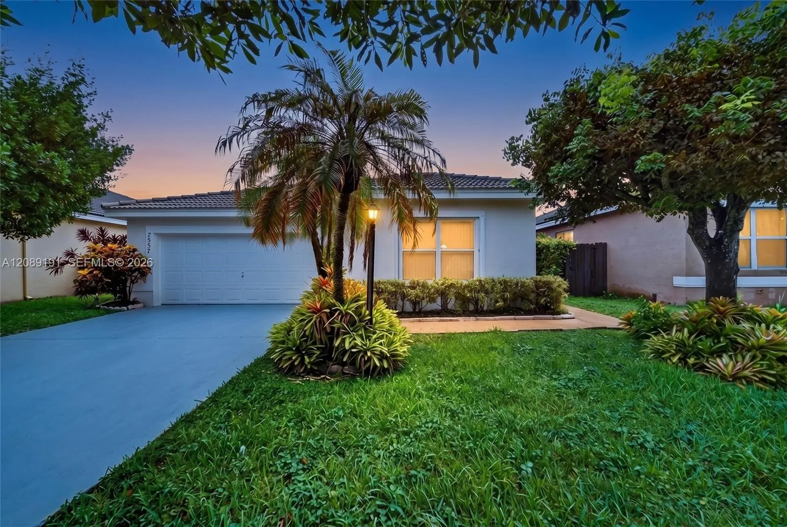 En Venta 7557 SW 164th Court, Miami, FL 33193, Miami, FL 33193
