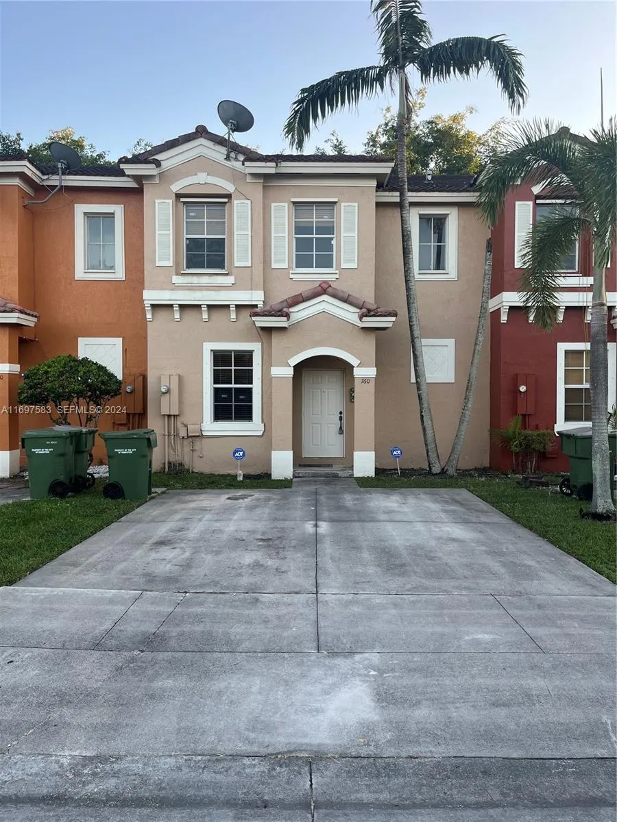 Foto de propiedad en 760 SE 2nd Street, Homestead, FL 33030 Homestead con MLS# 