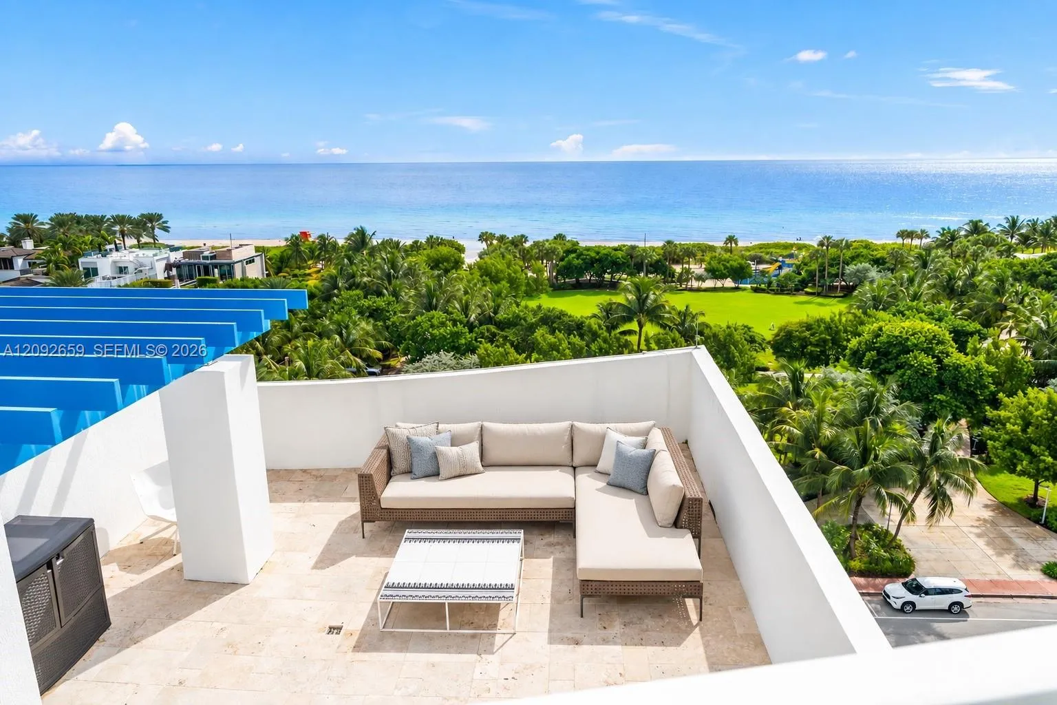 En Venta 7600 Collins Avenue 1012, Miami Beach, FL 33141, Miami Beach, FL 33141
