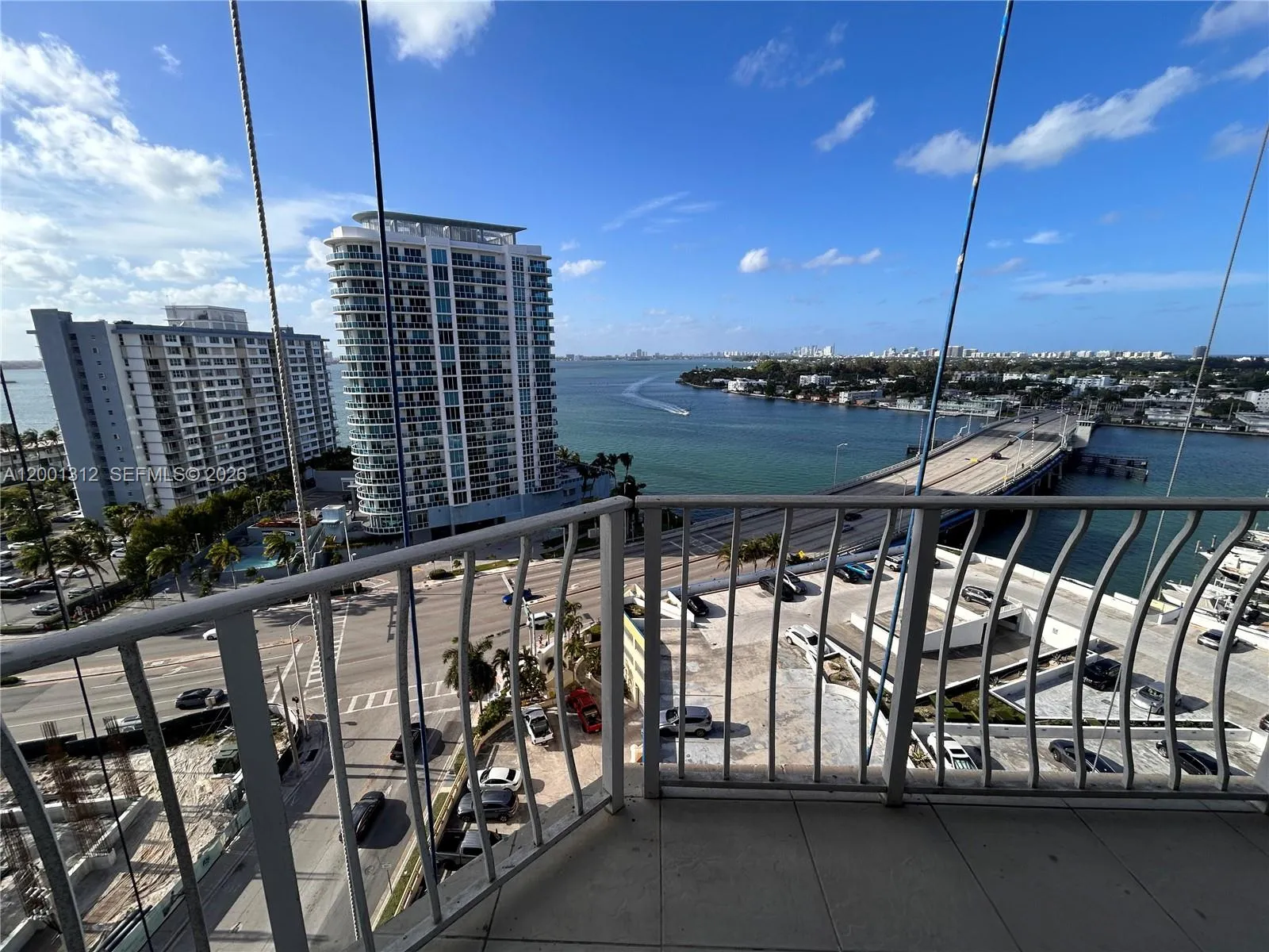 Foto de propiedad en 7601 E Treasure Drive 1612, North Bay Village, FL 33141 North Bay Village con MLS# 