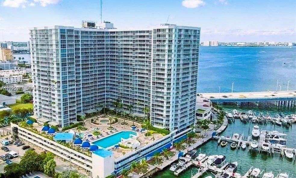 En Renta 7601 E Treasure Drive 512, North Bay Village, FL 33141, North Bay Village, FL 33141