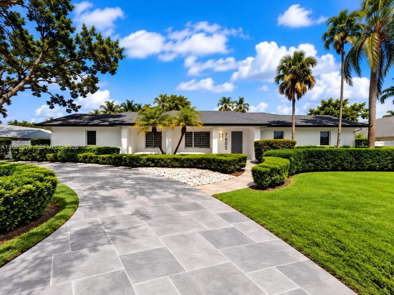 En Venta 7605 SW 179th Terrace, Palmetto Bay, FL 33157, Palmetto Bay, FL 33157