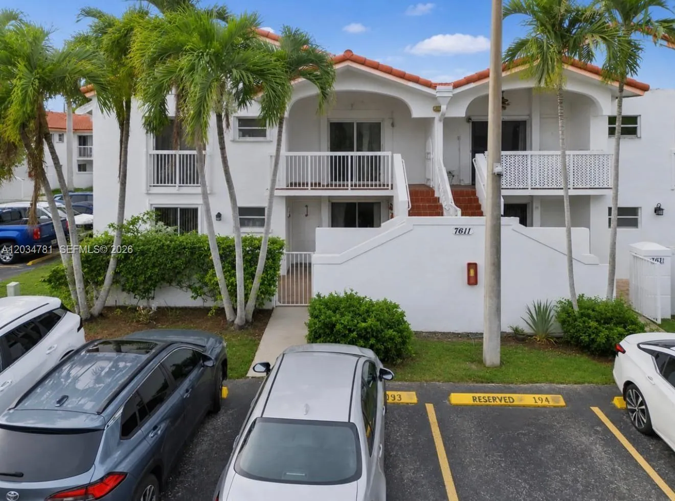 Foto de propiedad en 7611 SW 153rd Court 204, Miami, FL 33193 Miami con MLS# 