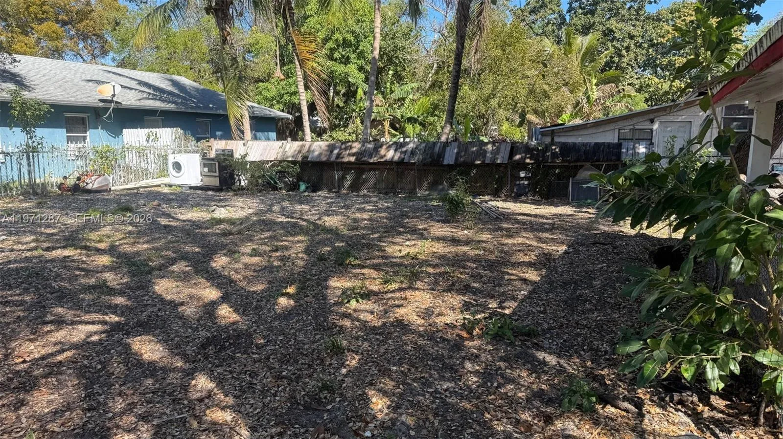 Foto de propiedad en 7613 NE 3rd Avenue, Miami, FL 33138 Miami con MLS# 