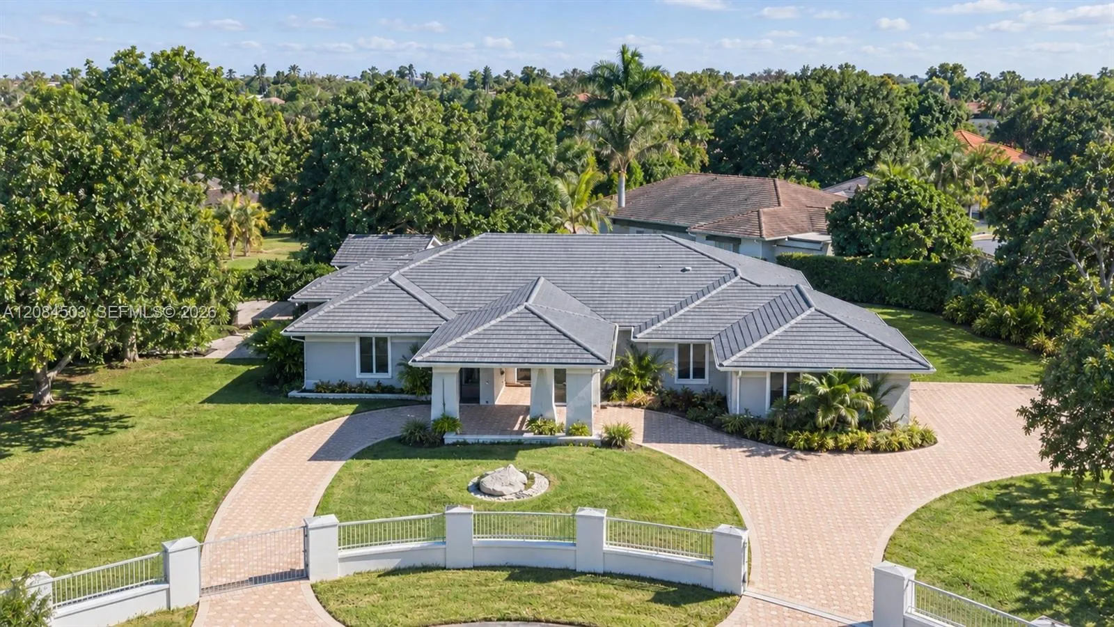 En Venta 7625 SW 75th Avenue, Miami, FL 33143, Miami, FL 33143