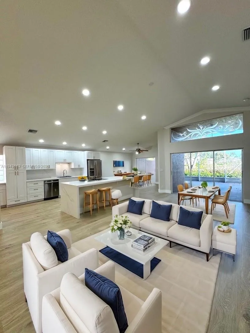 Vendido 7633 Trapani Lane, Boynton Beach, FL 33472, Boynton Beach, FL 33472