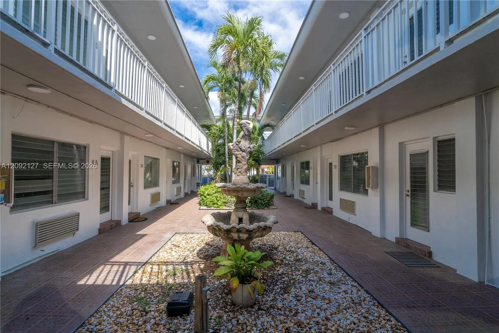 En Renta 7640 Carlyle Avenue 5A, Miami Beach, FL 33141, Miami Beach, FL 33141