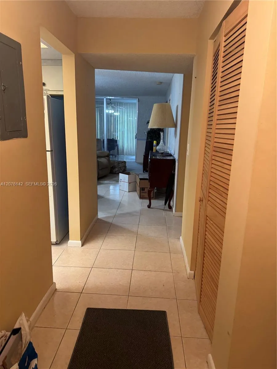 En Venta 7640 NW 18th Street 104, Margate, FL 33063, Margate, FL 33063