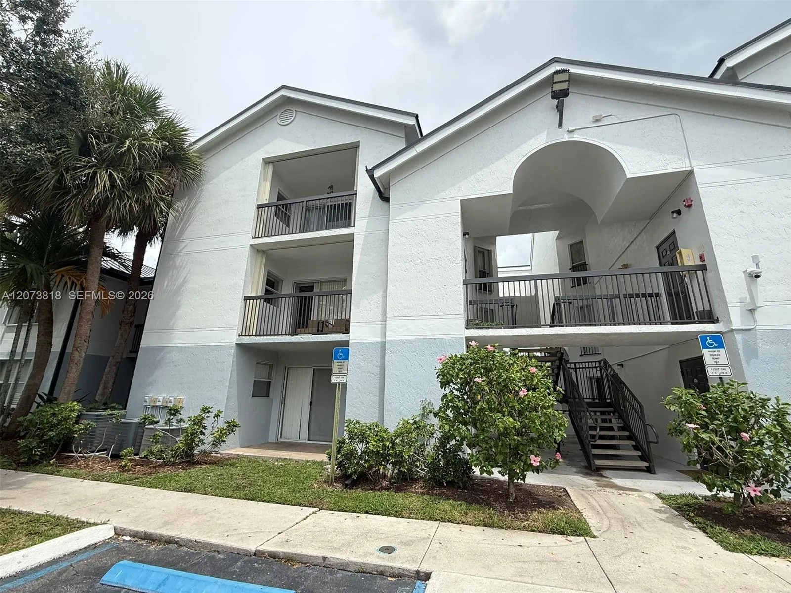 Foto de propiedad en 7650 Westwood Drive 504, Tamarac, FL 33321 Tamarac con MLS# 
