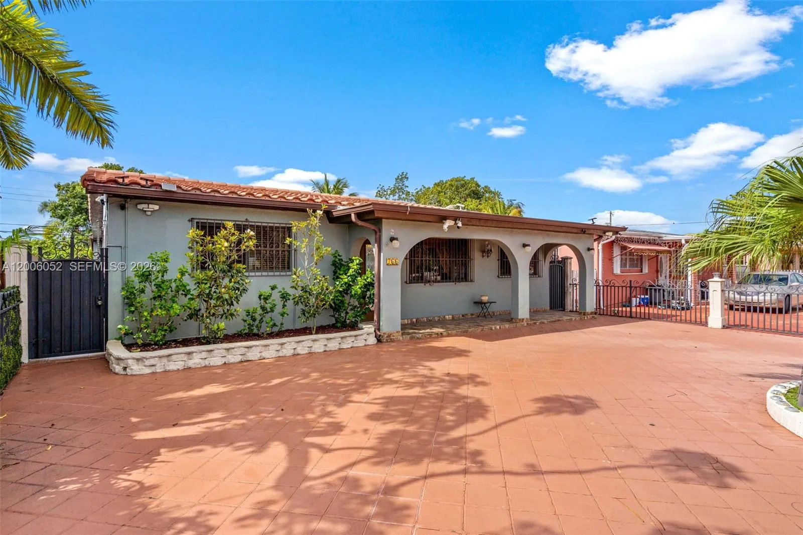 Vendido 766 W 36th Street, Hialeah, FL 33012, Hialeah, FL 33012