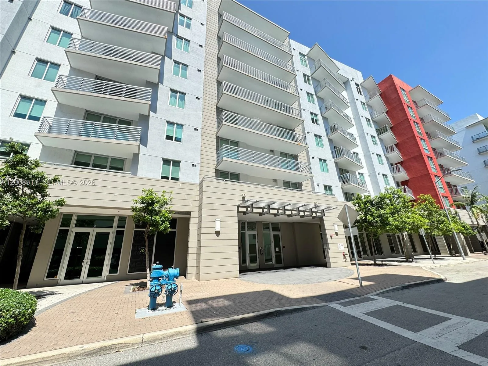 Foto de propiedad en 7661 NW 107th Avenue 308, Doral, FL 33178 Doral con MLS# 