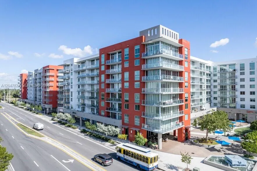 Foto de propiedad en 7661 NW 107th Avenue 314, Doral, FL 33178 Doral con MLS# 