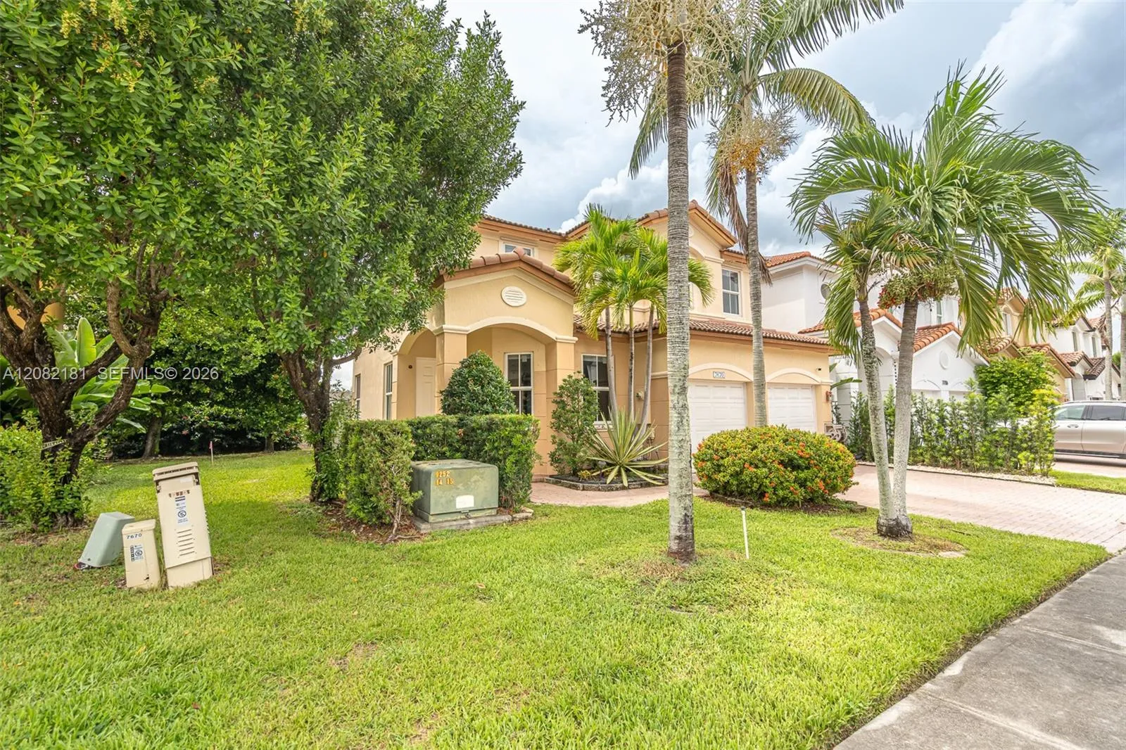 En Venta 7670 NW 113th Path, Doral, FL 33178, Doral, FL 33178