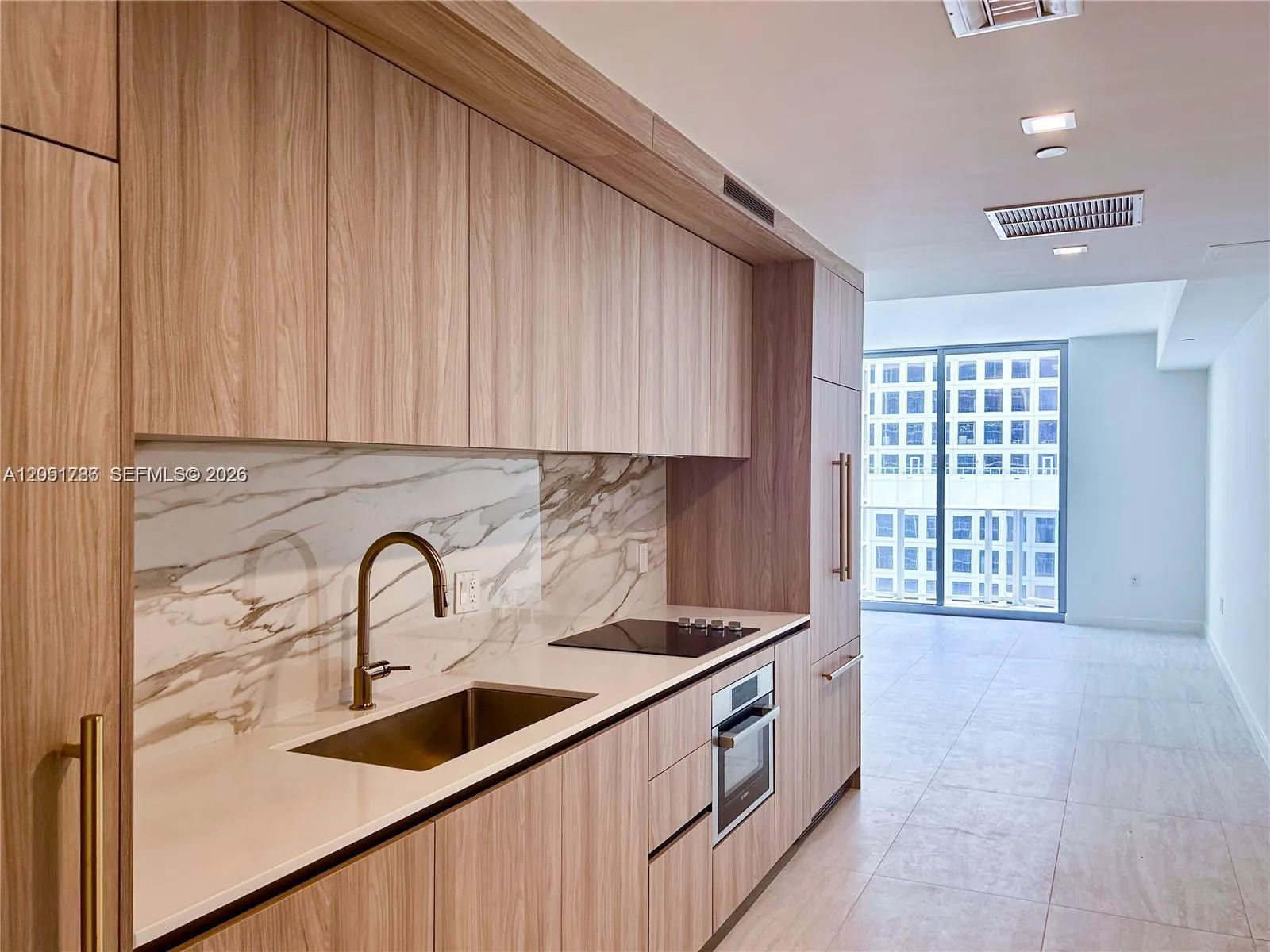 Foto de propiedad en 77 SE 5th Street 2314, Miami, FL 33131 Miami con MLS# 