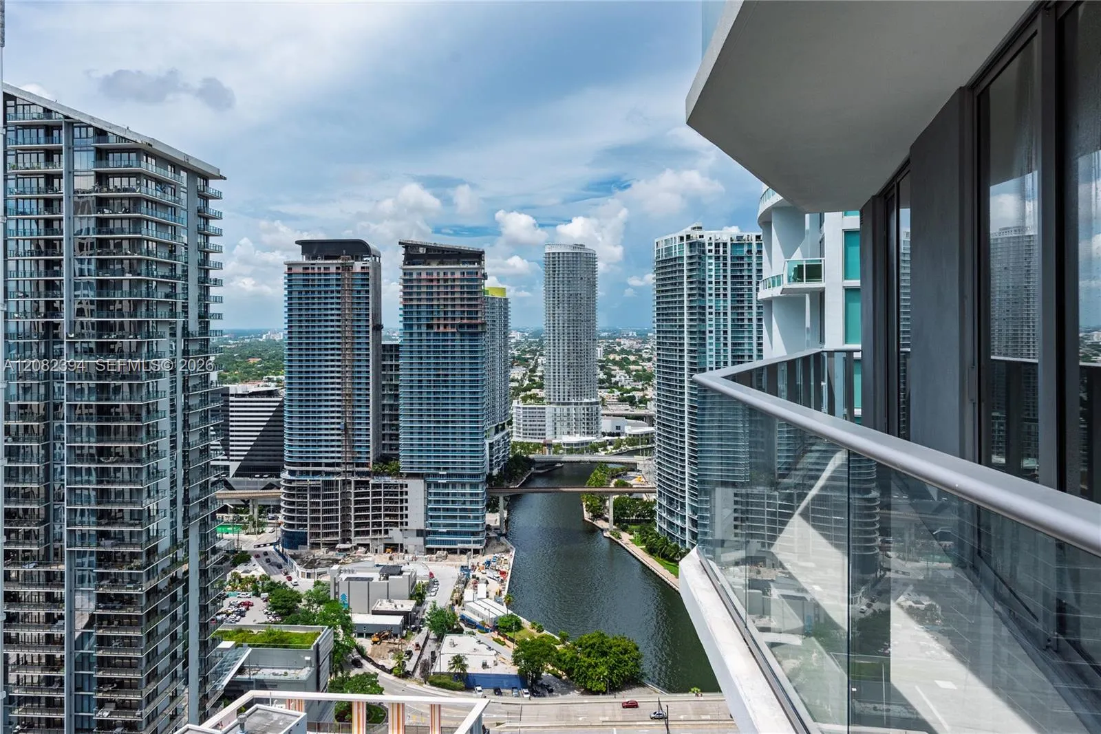 En Renta 77 SE 5th Street 3908, Miami, FL 33131, Miami, FL 33131