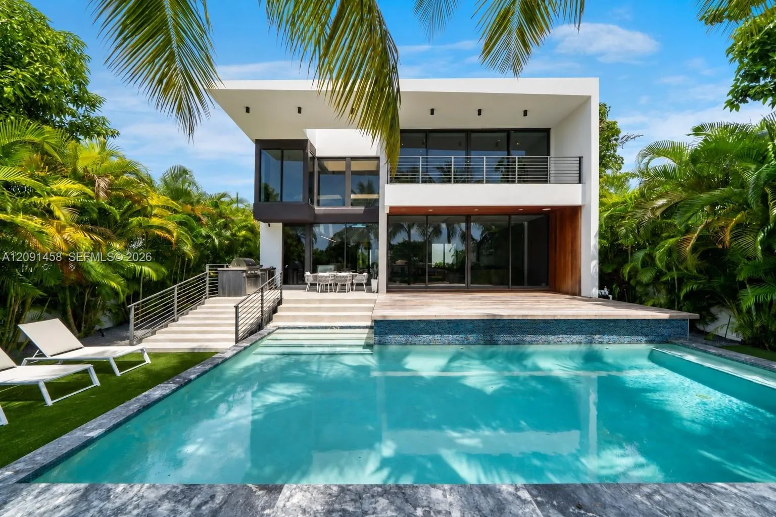 En Renta 770 S Shore Drive, Miami Beach, FL 33141, Miami Beach, FL 33141