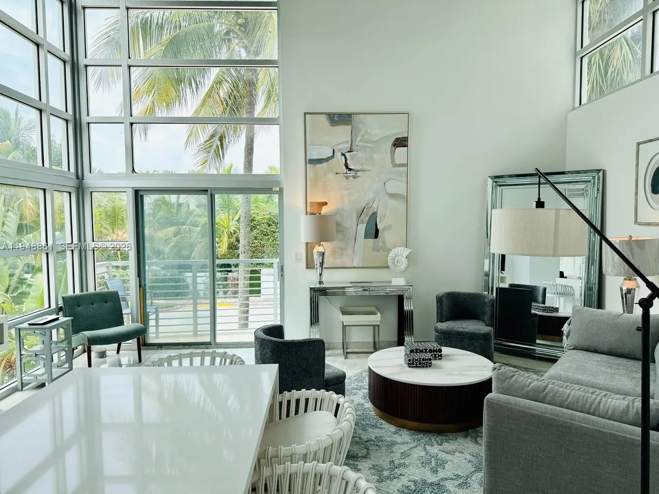 Foto de propiedad en 7700 Collins Avenue 5, Miami Beach, FL 33141 Miami Beach con MLS# 