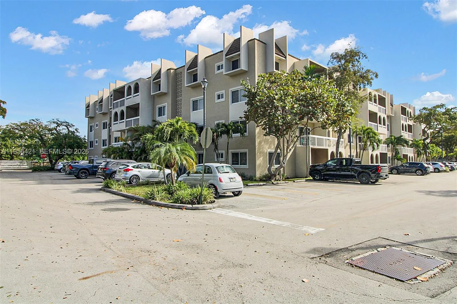 Vendido 7703 Camino Real A-111 A-111, Miami, FL 33143, Miami, FL 33143