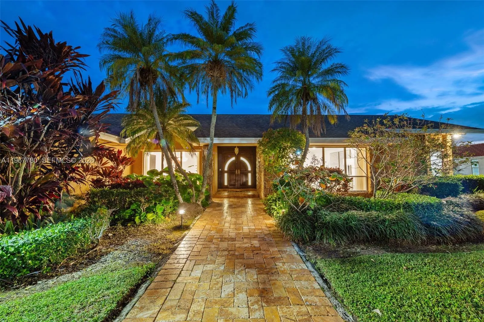 Vendido 7720 SW 183rd Terrace, Palmetto Bay, FL 33157, Palmetto Bay, FL 33157
