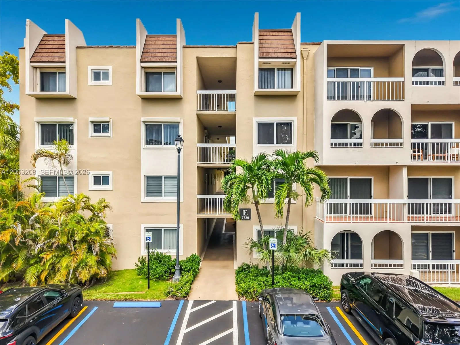 En Venta 7722 Camino Real E304, Miami, FL 33143, Miami, FL 33143