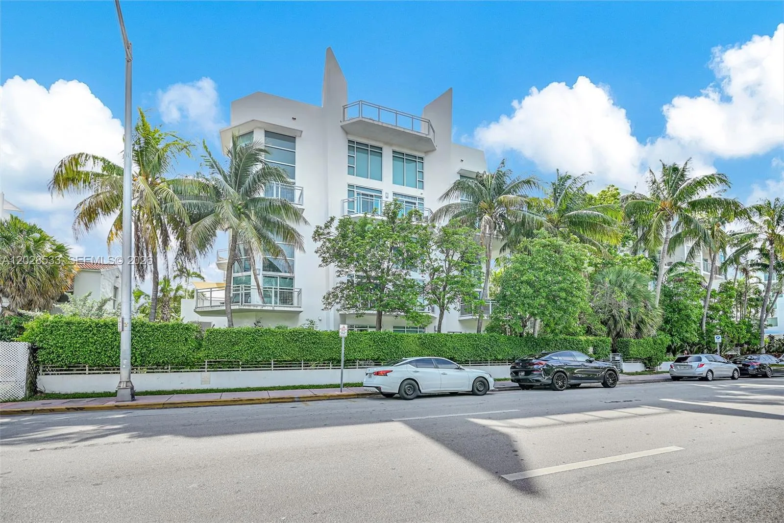 Foto de propiedad en 7728 Collins Avenue 5, Miami Beach, FL 33141 Miami Beach con MLS# 