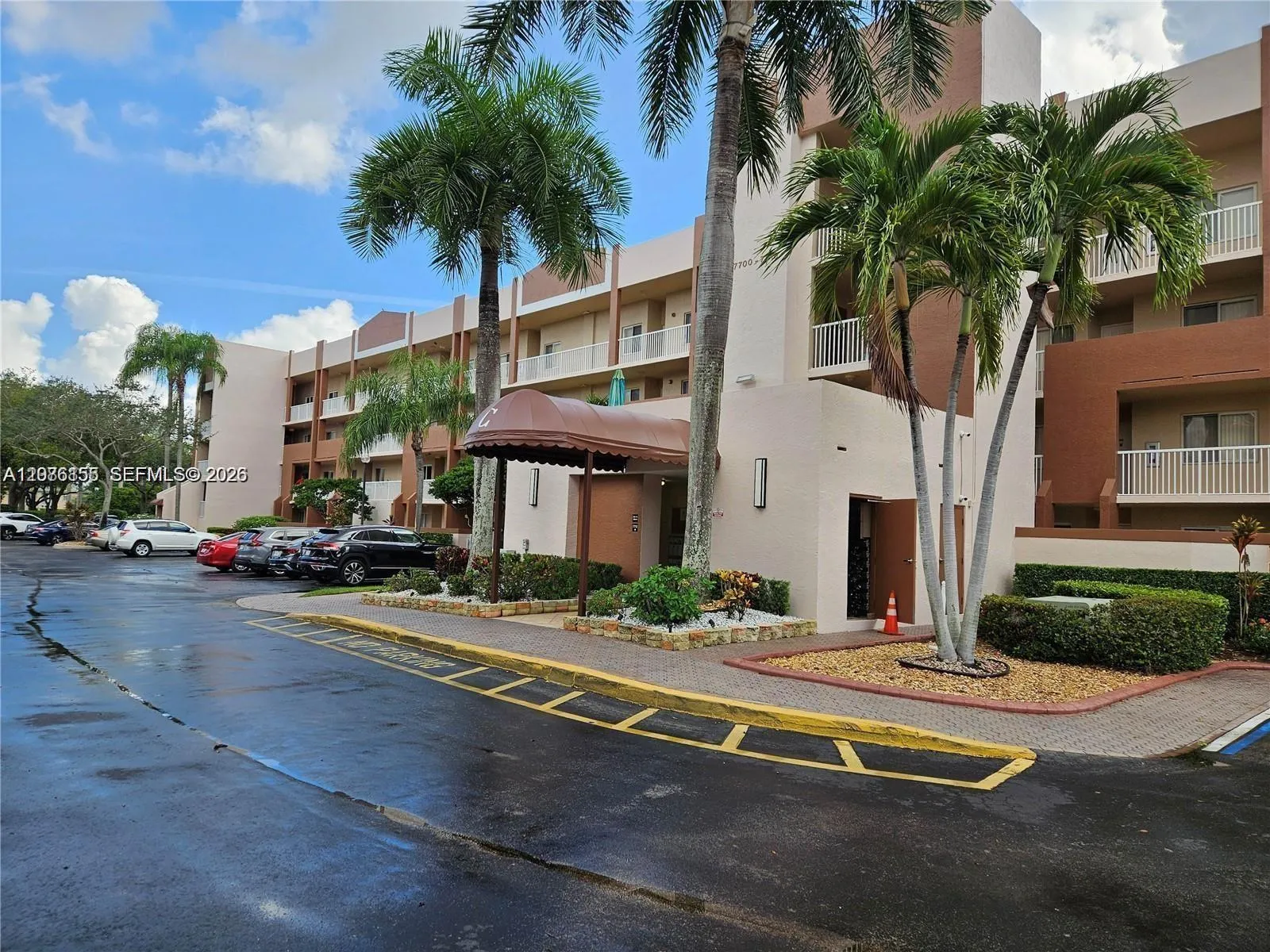 En Venta 7730 Granville Drive 202, Tamarac, FL 33321, Tamarac, FL 33321