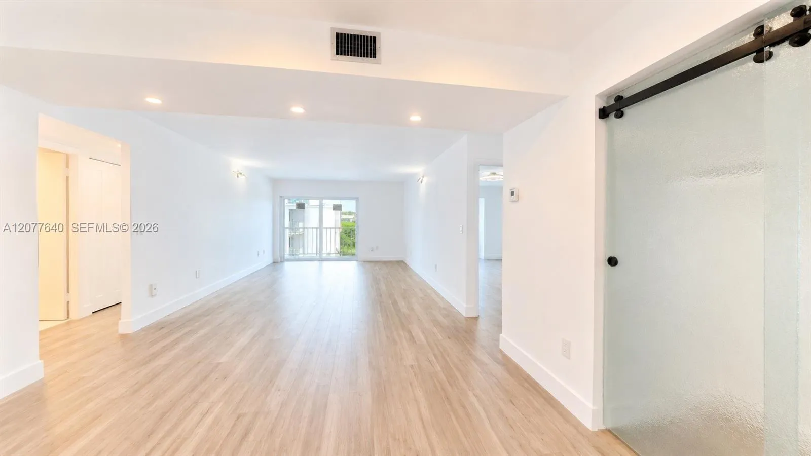 En Venta 7745 SW 86th Street D-323, Miami, FL 33143, Miami, FL 33143