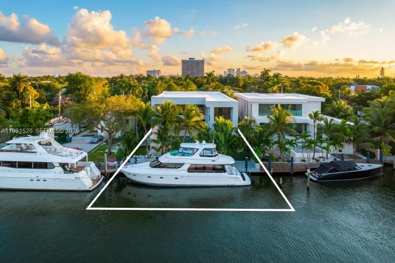 En Venta 775 NE 77th Terrace, Miami, FL 33138, Miami, FL 33138