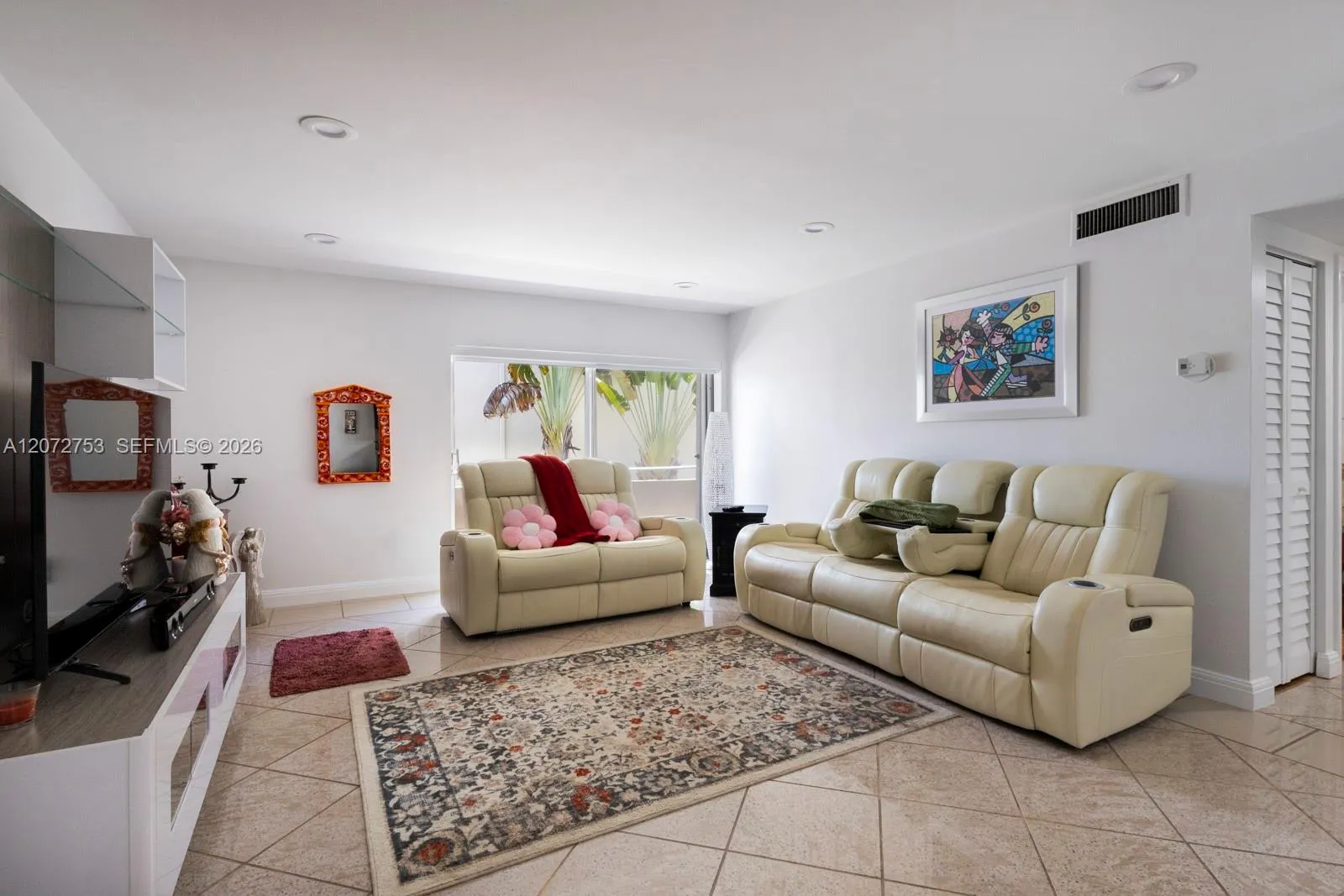Foto de propiedad en 7757 SW 86th Street C-218, Miami, FL 33143 Miami con MLS# 